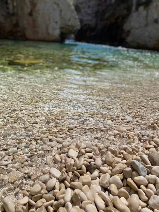 Holiday Home Stiniva Vis Extérieur photo